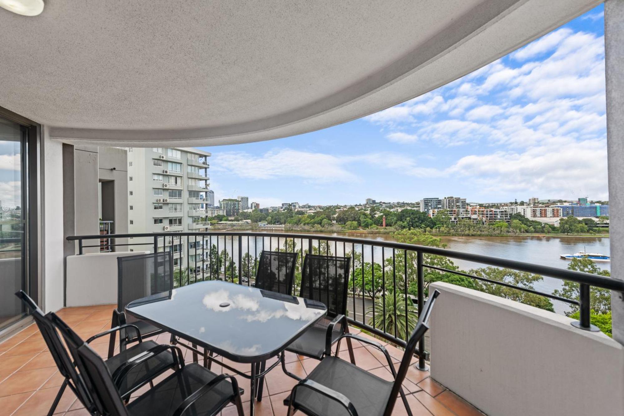 The Oasis Apartments Brisbane Exteriör bild